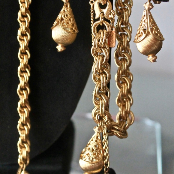 MONET JEWELRY SET NECKLACE BRACELOT EARRINGS GOLD VINTAGE - Picture 7 of 13